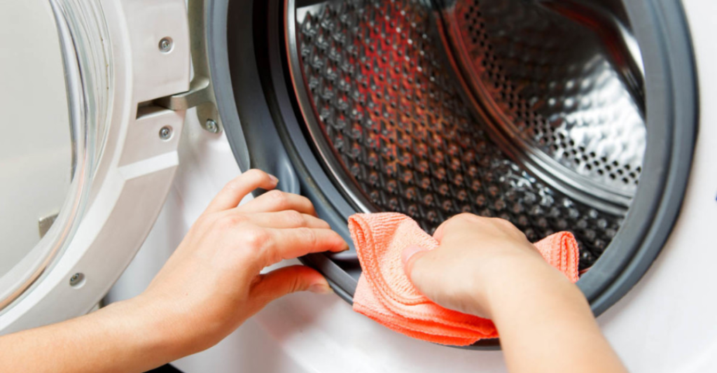 Vệ sinh máy giặt định để không bị cặn bẩn